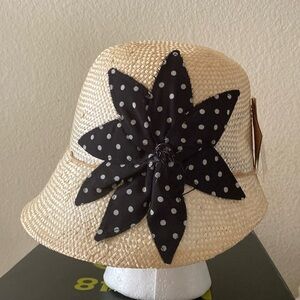 Deluxe summer cloche hat, so stylish and lightweight